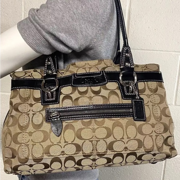 Coach Purse - Picture 2 of 7